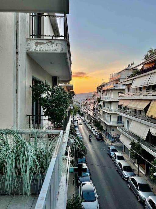 A Unique Apartment In The Historical Center-3Bds Athens Exterior photo